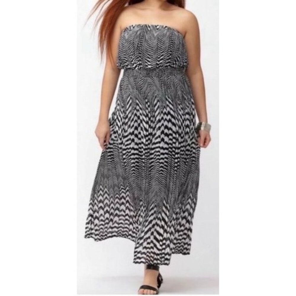 Lane Bryant PLUS 18/20 Chevron Pleated Black/White Maxi Summer Vacation Dress
